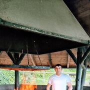  ,  Elnur, 40