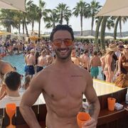  ,   Guy, 30 ,   ,   