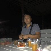  ,   Valery, 39 ,   