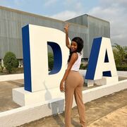  ,   Clara, 26 ,   ,   
