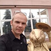  ,  Aleks, 42