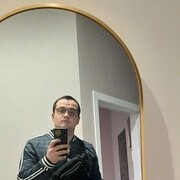  ,  Ruslan, 31