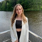  , 
