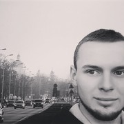  ,  Petro, 27