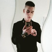  ,  Dainis, 28