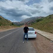  ,   Shoxrux, 27 ,  