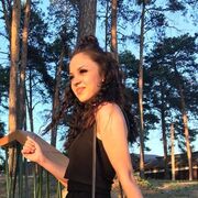 ,  Oksana, 21