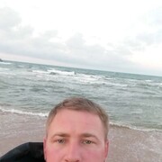  ,  Mihail, 42