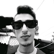  ,  Lukas, 23