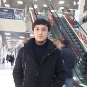  ,  Davronbek, 27
