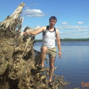  ,   Leon, 36 ,   