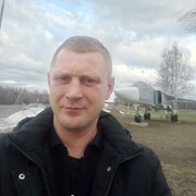  ,   Viktor, 45 ,   ,   