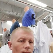  ,   Zhenya, 38 ,   ,   , c , 
