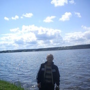  ,   Valentin, 45 ,   