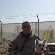  ,  Egidijus, 42