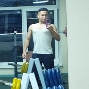  ,  Jonibek, 31