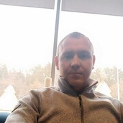  ,   Azat, 32 ,   ,   