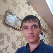  ,  Rustam, 35