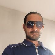  ,   Levon, 43 ,   ,   
