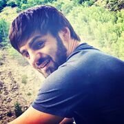  ,  Narek, 30