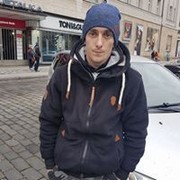  ,  Oleksiy, 32