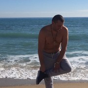  ,   Leks, 44 ,   