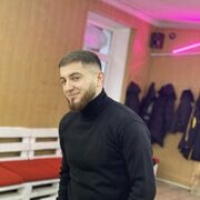  ,   Ali, 32 ,   ,   
