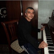  ,   Artur, 48 ,   ,   