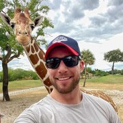  ,   Maurice, 44 ,   ,   