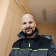  ,   Artur, 41 ,   ,   