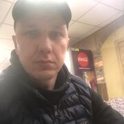  ,  Vadim, 40