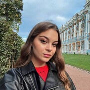  ,  Ksenya, 24