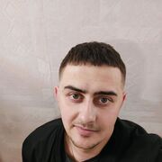  ,  Alex, 32