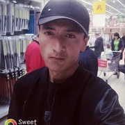  ,  Akmal, 27