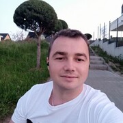  ,   Yurii, 33 ,   ,   , c 