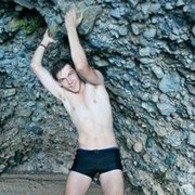  ,   Max, 33 ,   