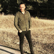  ,   Hakan, 37 ,   ,   