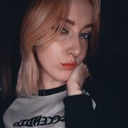  ,  Alenka, 23