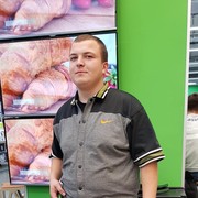  ,   Viktor, 26 ,   