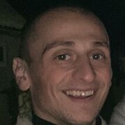  ,  Viktor, 28