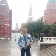  ,   Oganes, 39 ,   ,   