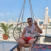  ,  Constantin, 39