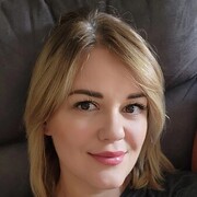  ,  Marina, 44