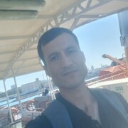  ,  Umirzok, 28