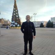  ,   Agasi, 46 ,   c 