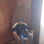  ,   Siko, 43 ,   ,   