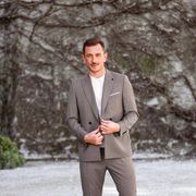 ���������� ����� �������, ������� ������, 32