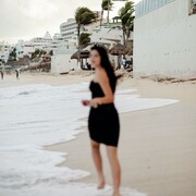  ,   Woman, 33 ,   ,   