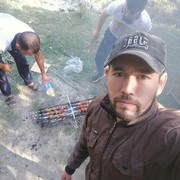  ,  Alik, 34