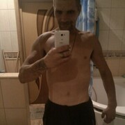  ,   Sergej, 40 ,   